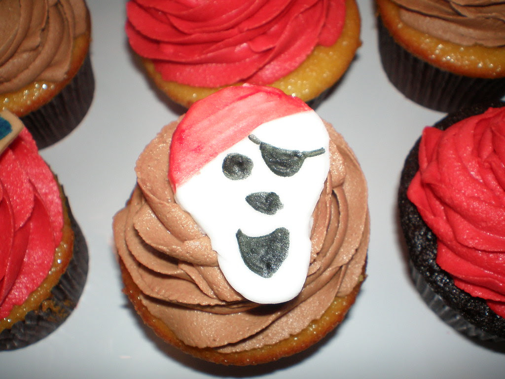 Theresa's Pirate Cupcakes