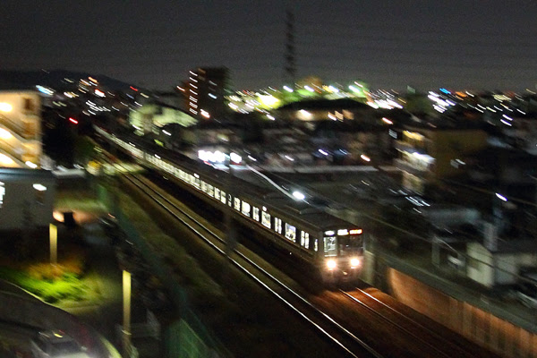 12 16 流夜景 毎日鉄文