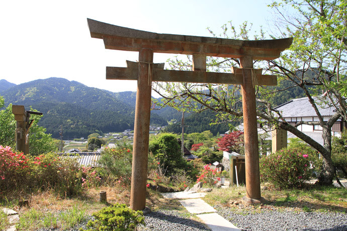出世稲荷神社 大原で4年目 京都を歩くアルバム