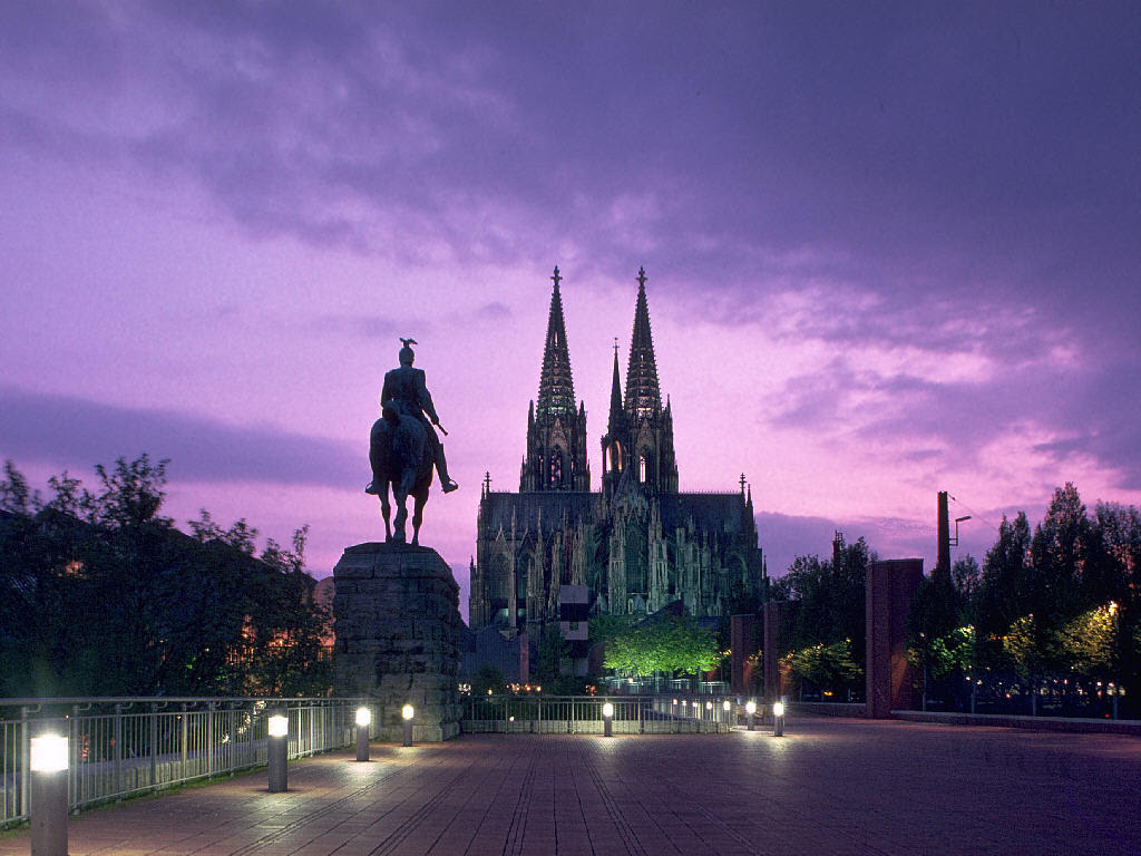 aeonist:
“Cologne Cathedral, Germany.
”