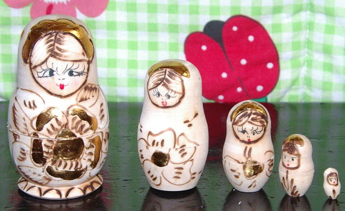 gold and burned set traditional