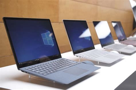 Battery power is one of those things that's always at a premium, especially when you're traveling and need to use one of the precious few power outlets at the airport to keep your device charged. Hands-on: Surface Laptop is Microsoft's MacBook Air | PCWorld