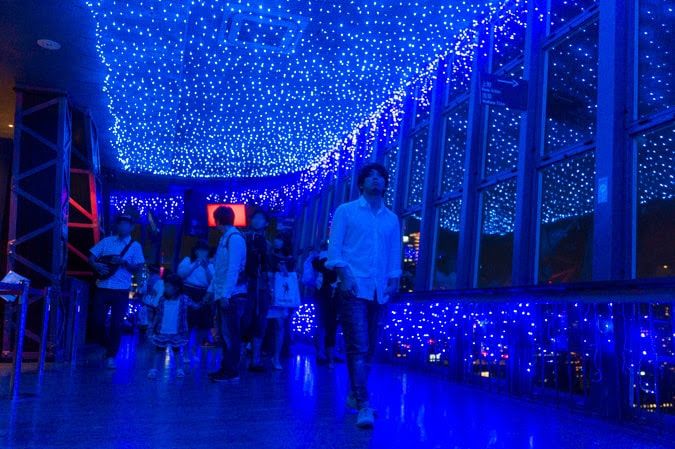 Led13万個 東京タワー 天の川イルミネーション は階段でのぼるべし 東京ルッチ
