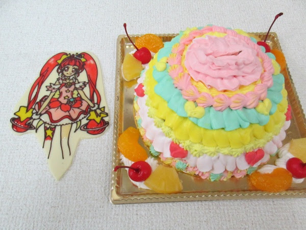 通販ケーキで トゥインクルプリキュアのドレスを立体形ケーキで 大阪市東住吉区 パティスリーデコ