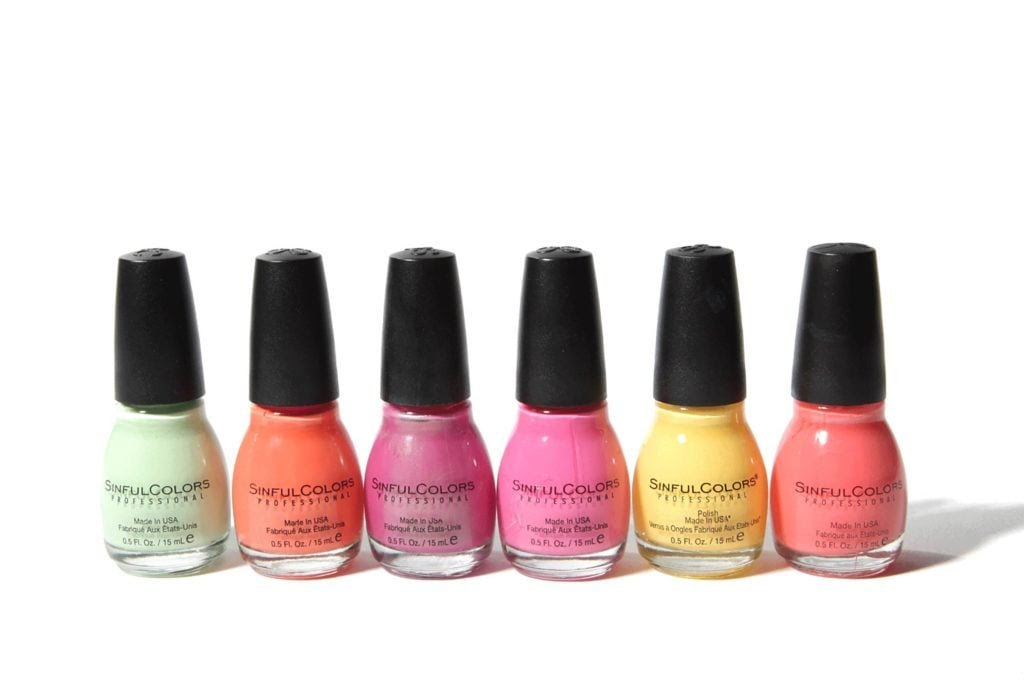 The-Longest-Lasting-Nail-Polish-Costs-Just-$2-a-Bottle-2