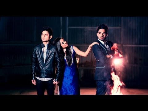 nikli tu bewafa pav dharia video