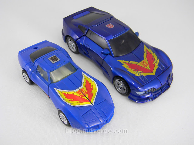 Transformers Tracks United Deluxe - modo alterno vs G1