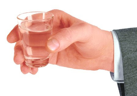 Водка в России будет стоить тысячу рублей