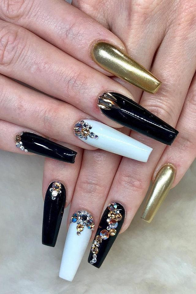 35 Classy Gold Nail Art Designs for Fall | Style VP | Page 10