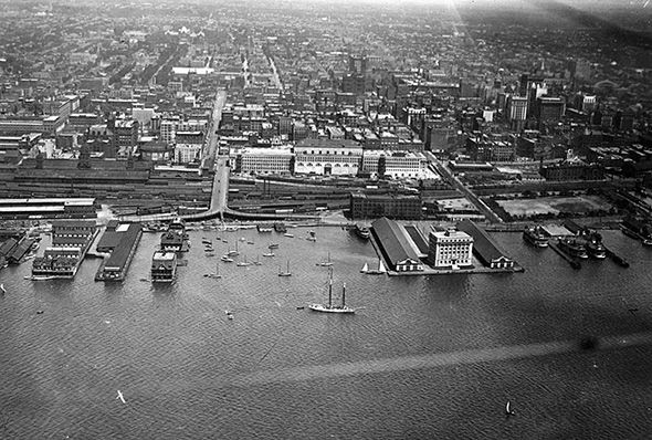 harbour commission building toronto