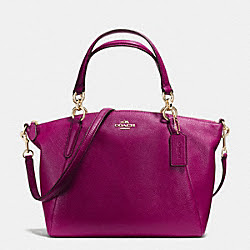 SMALL KELSEY SATCHEL IN PEBBLE LEATHER - COACH f36675 - IMITATION GOLD/FUCHSIA