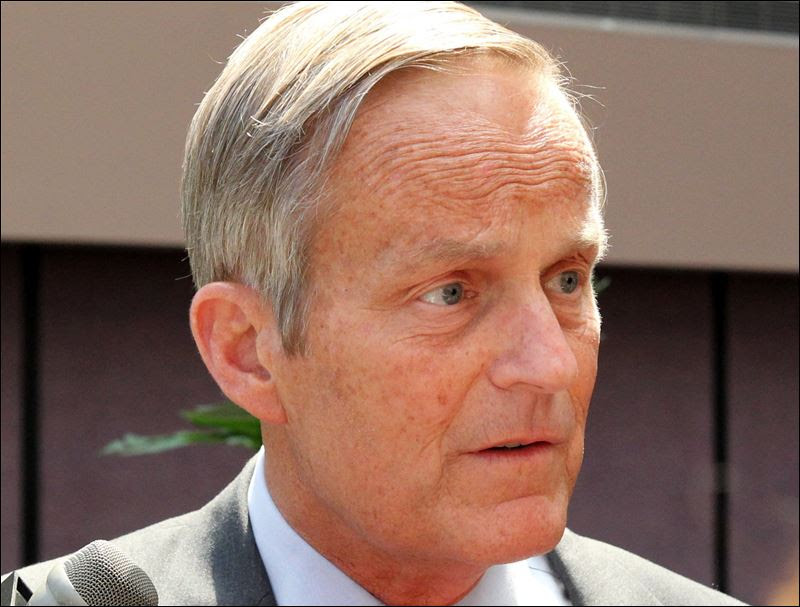 http://www.toledoblade.com/image/2012/08/21/800x_b1_cCM_z_ca613,126,2750,1749/Todd-Akin-Republican-candidate.jpg