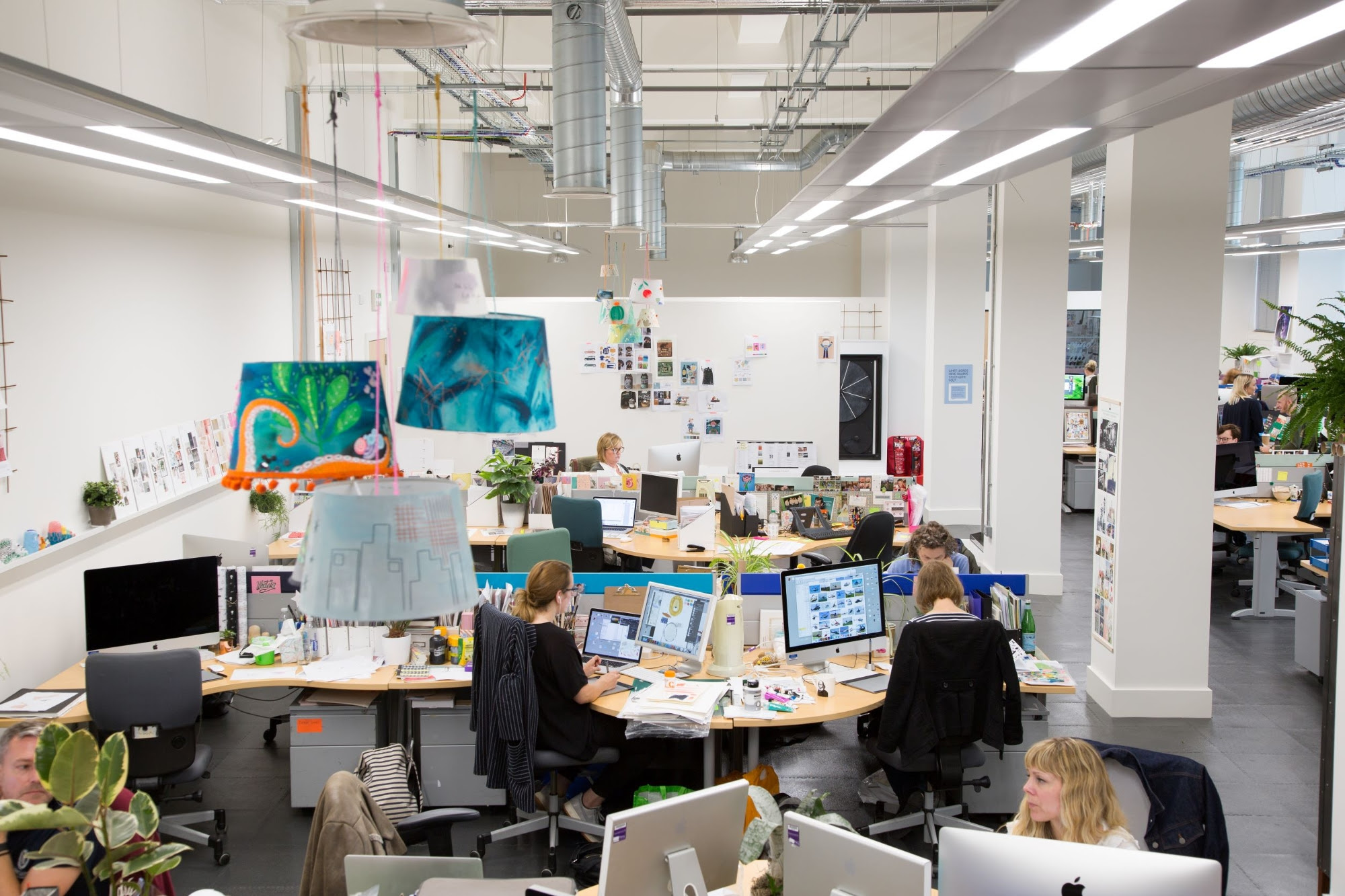 Hallmark Retail Merchandiser Interview Questions | Glassdoor