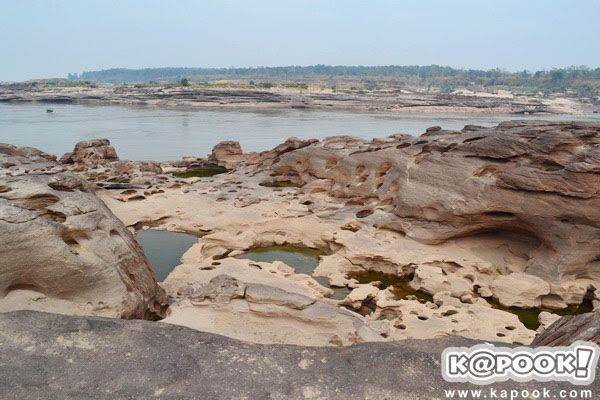  สามพันโบก