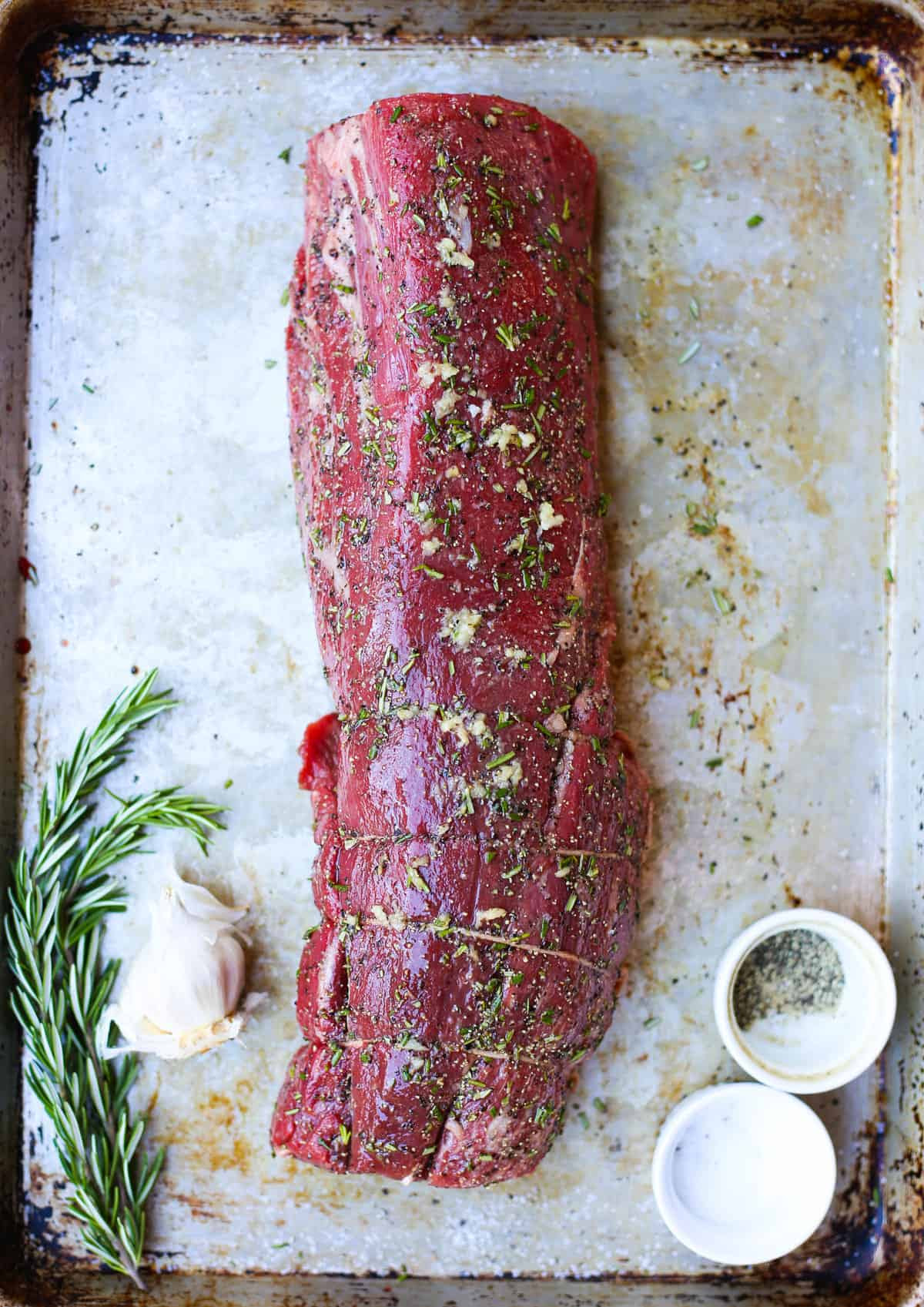 Roast Beef Tenderloin with Creamy Horseradish Sauce - The ...