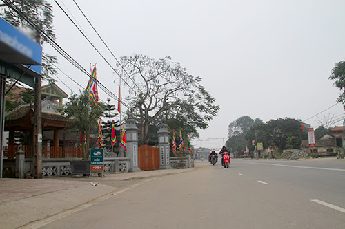 quoc-lo-cong-mem-mai-de-tranh-nha-tho-ho-dang-o-ha-tinh-1