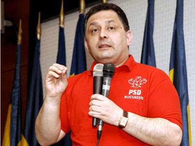 http://storage0.dms.mpinteractiv.ro/media/1/1/1687/4371826/1/vanghelie2.jpg