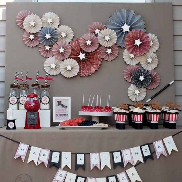 Vintage Magic 6th Birthday {Boy Party Ideas} | Spaceships and Laser Beams