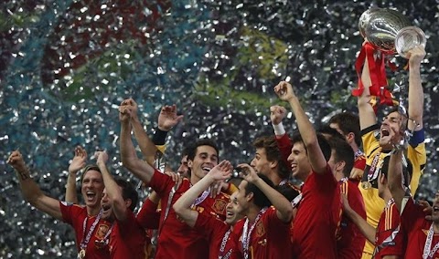    EURO 2024'e geri sayım sürerken işte Avrupa Şampiyonası'nın enleri!