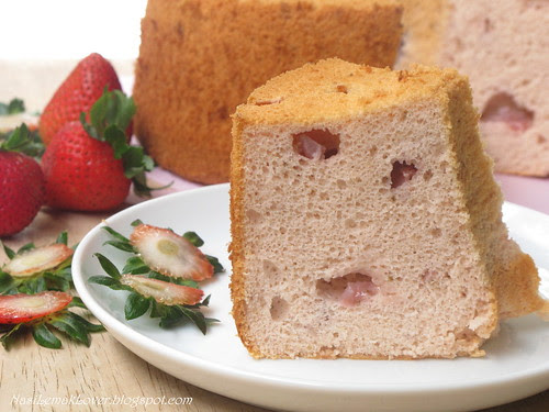 “ Tang Mian” Strawberry Chiffon