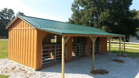 horse run ins  sheds portable horse barn manufacturer