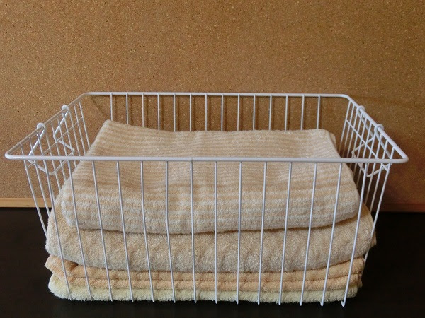 100均グッズ 見せる収納 ダイソーのワイヤーバスケットの便利な使い方 フワカジ