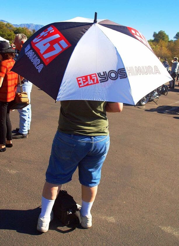 Best High Performance Umbrella: The sun was intense, so Yoshimura came to the rescue. Better than sunblock 5000.