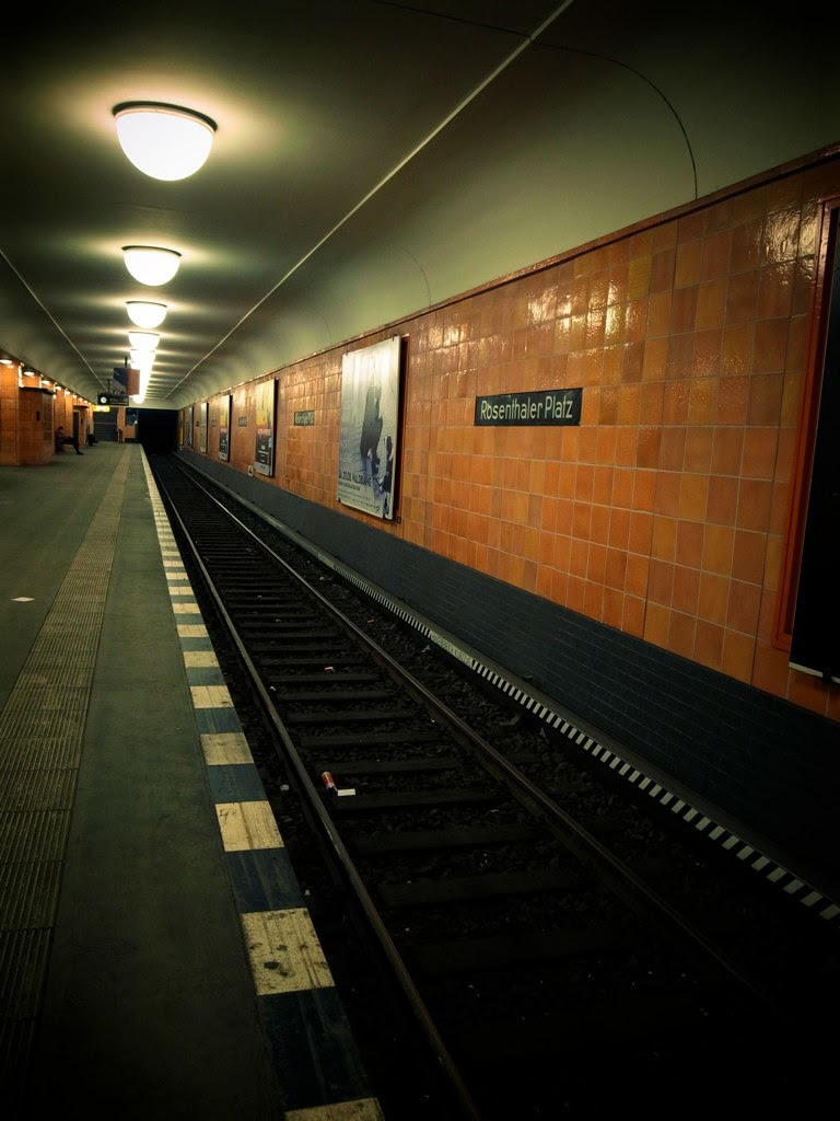 R0015435