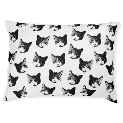 Cat pattern pet bed