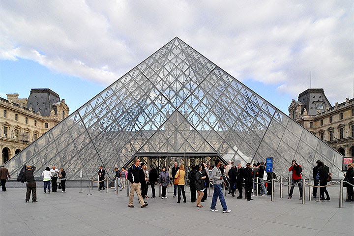 建築マップ フランス ルーブル美術館のピラミッド