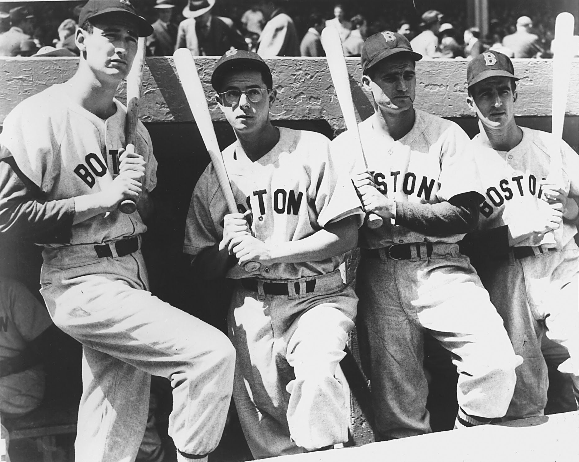 http://bostonbaseballhistory.com/wp-content/uploads/2014/04/Bobby-Doerr-2.jpg