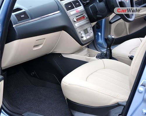 Fiat Linea Interior Pictures. Interior - Fiat Linea T-Jet