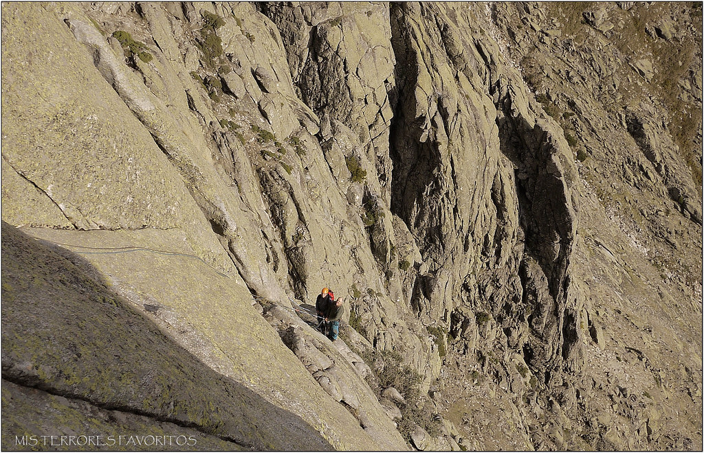 AZUL JULETA 400 MD 6A - PARED DE LA TROCHA DE LAS CAGÁS
