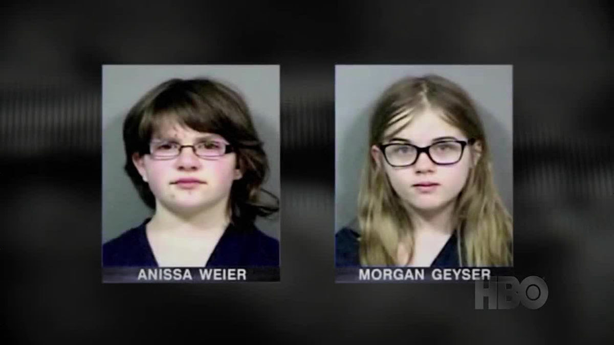 顔がつるつるの黒スーツで背が高く背中から触手が伸びて子どもをさらう スレンダーマン とは ライブドアニュース