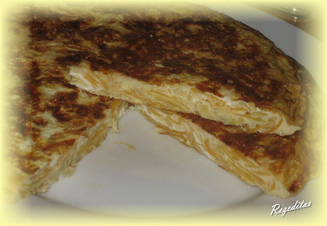 TORTILLA DE NABOS Y CEBOLLA