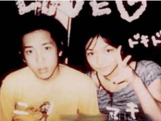 粉丝吵了这么多年 他还是和她结婚了 Nino