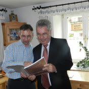 Auch Bundespräsident Heinz Fischer hat das Buch "DANKE lieber Gott für ALLES" bekommen. Eine besondere Ehre war es für mich, eine Widmung für den HBP schreiben zu dürfen