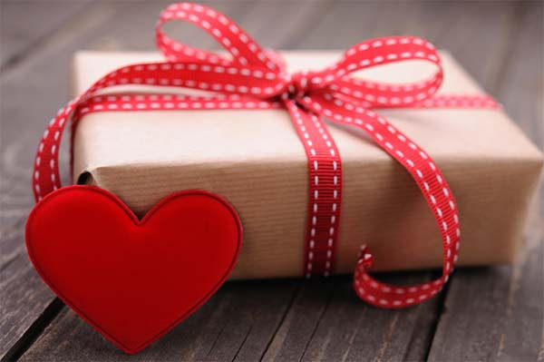 Gifts For Valentine Day - Best Valentine's Day Gifts for Him & Her 2019 | Freshly ... / 53 romantic valentine's day gifts they'll relish regardless of your relationship status.