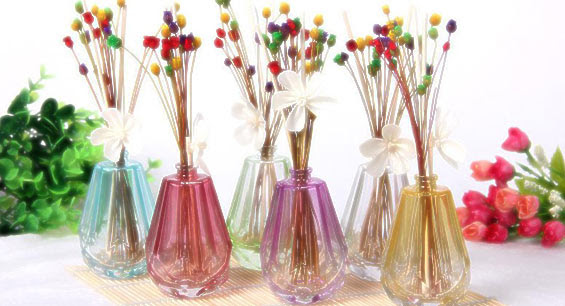 ルームフレグランスプレゼントで大人気 ディフューザーブランドランキング レディースme
