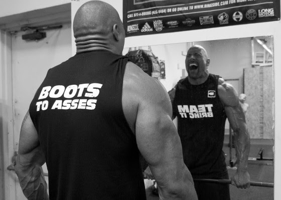 The Rock listo para su regreso a RAW (14.11.11.) / Twitter.com/TheRock