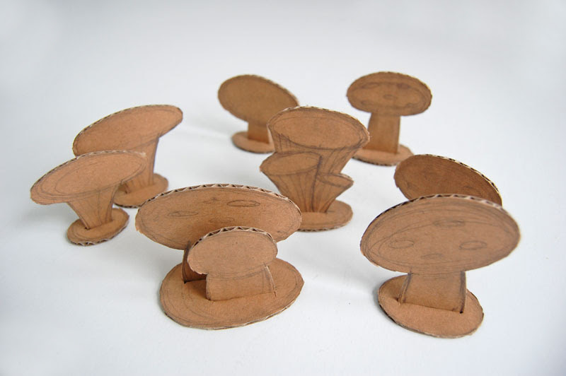 Basket with mushrooms_003