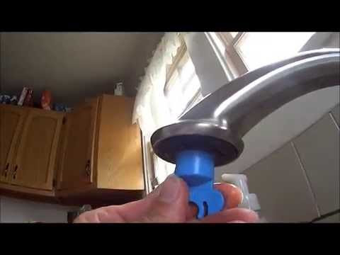 How to Fix Kitchen Faucet water running slow Clogged