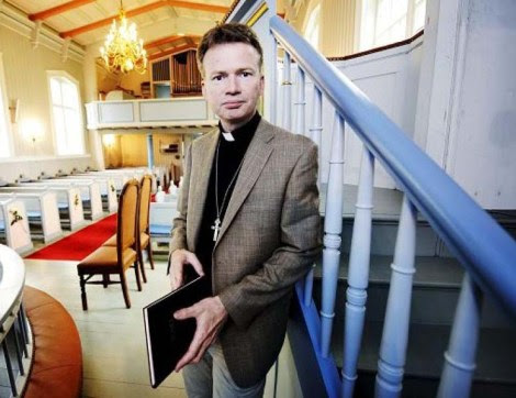 Leader Øystein Magelssen YMCA submitt to the Islamic narrative to Middle East history.