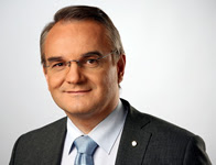 Pawlak minister ur. Model