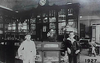 Confeitaria Colombo - BalcÃ£o da Confeitaria em 1927