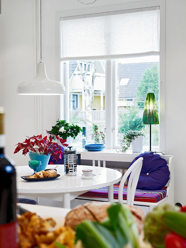 Nordic Interior Design Idea for a Vibrant Contemporary Home