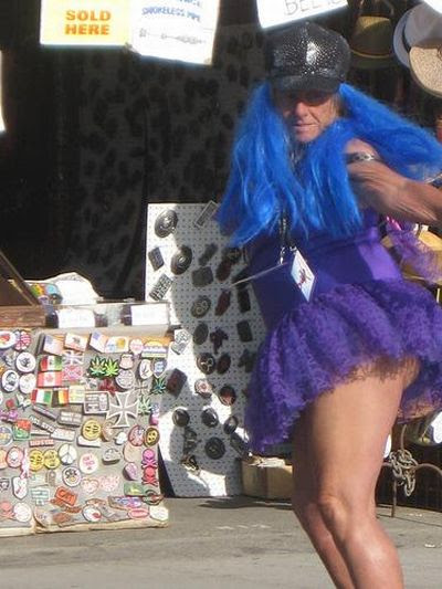 Funny and Strange People of American Beaches (46 pics)