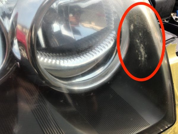 ヘッドライト磨きで黄ばみを取り除く 耐水ペーパーからのコーティングまで 自動車メンテナンスお役立ち情報blog