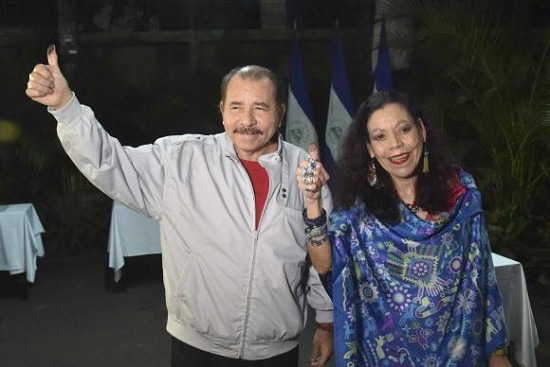 Daniel Ortega é reeleito presidente da Nicarágua