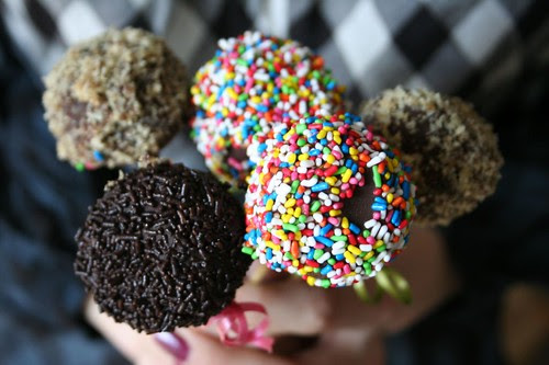 Cheesecake pops